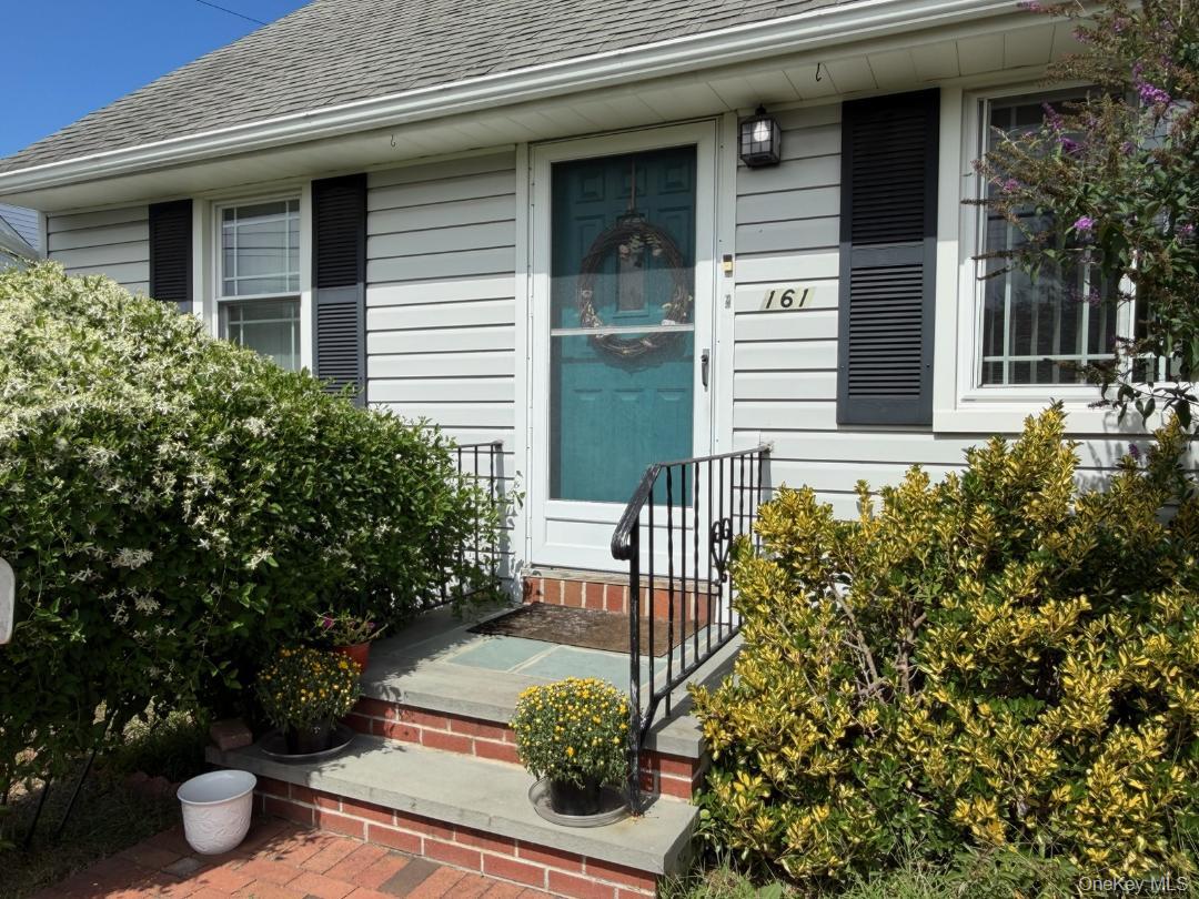 161 Van Buren Street Property Photo 1