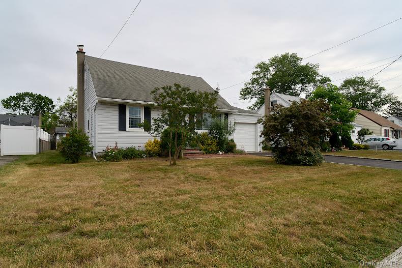 161 Van Buren Street Property Photo 3