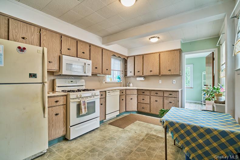 161 Van Buren Street Property Photo 7