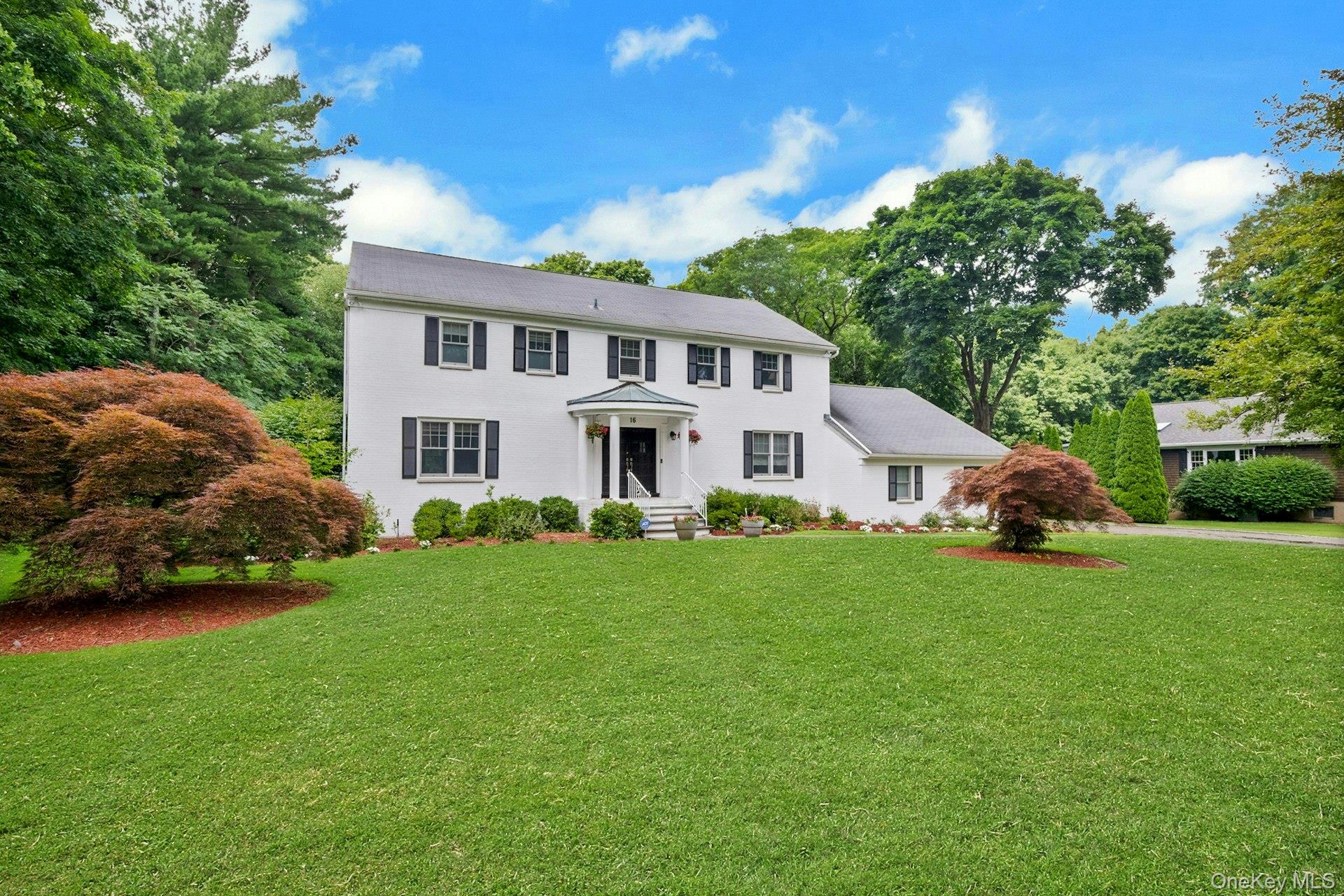 16 Hearthstone Circle Property Photo 1