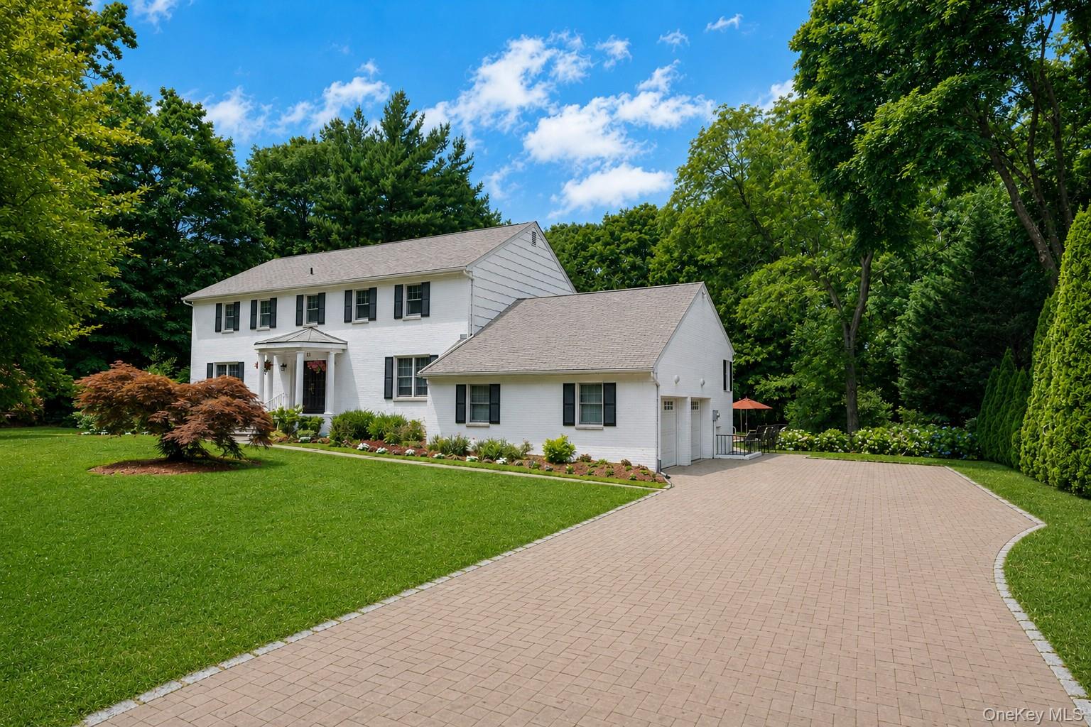 16 Hearthstone Circle Property Photo 3