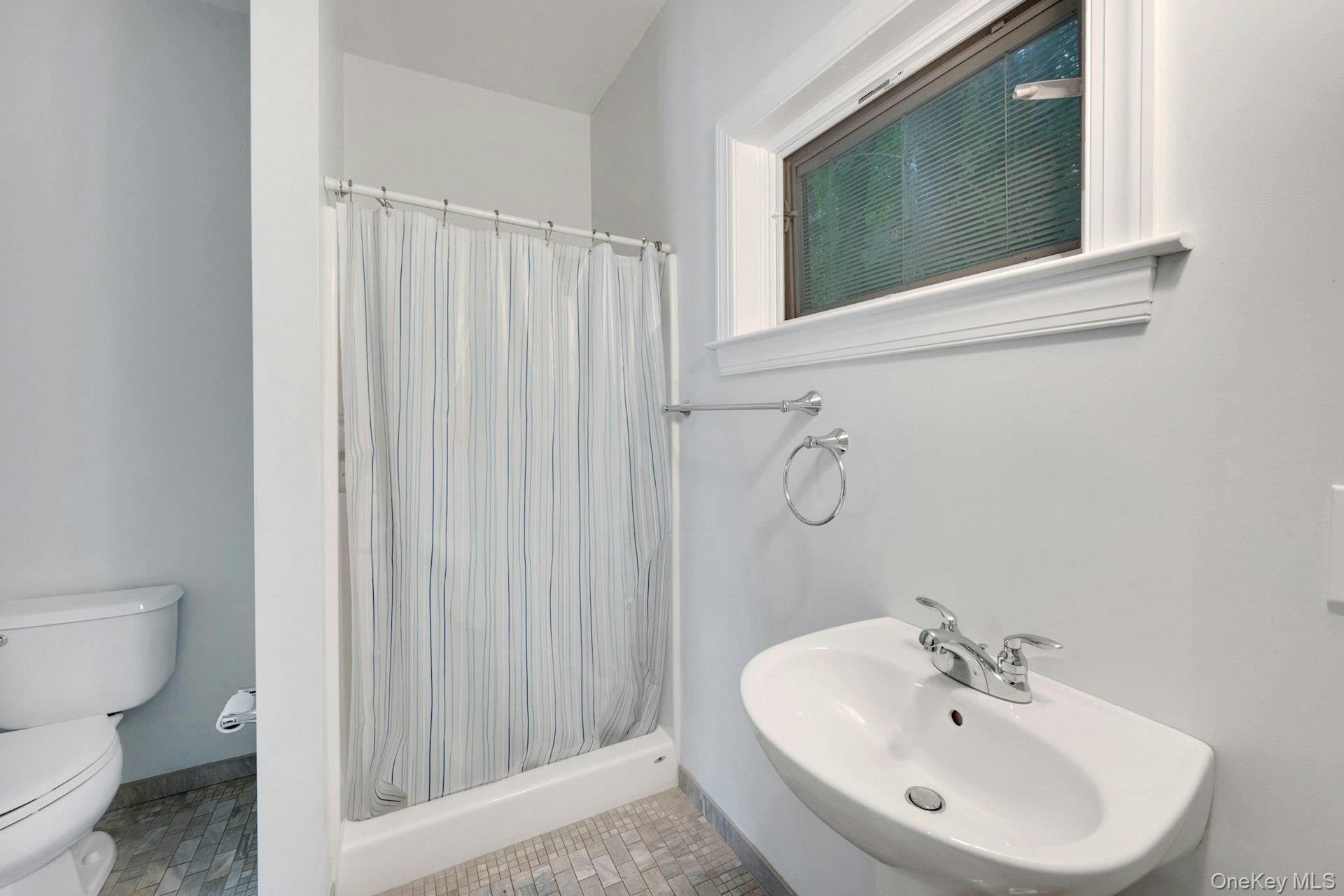16 Hearthstone Circle Property Photo 33