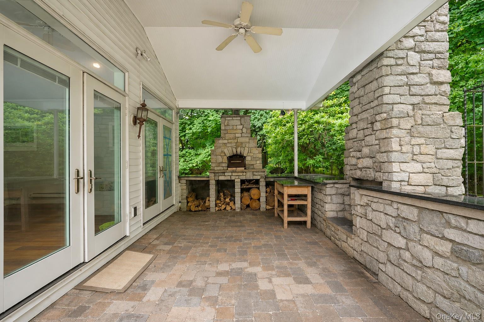 16 Hearthstone Circle Property Photo 38