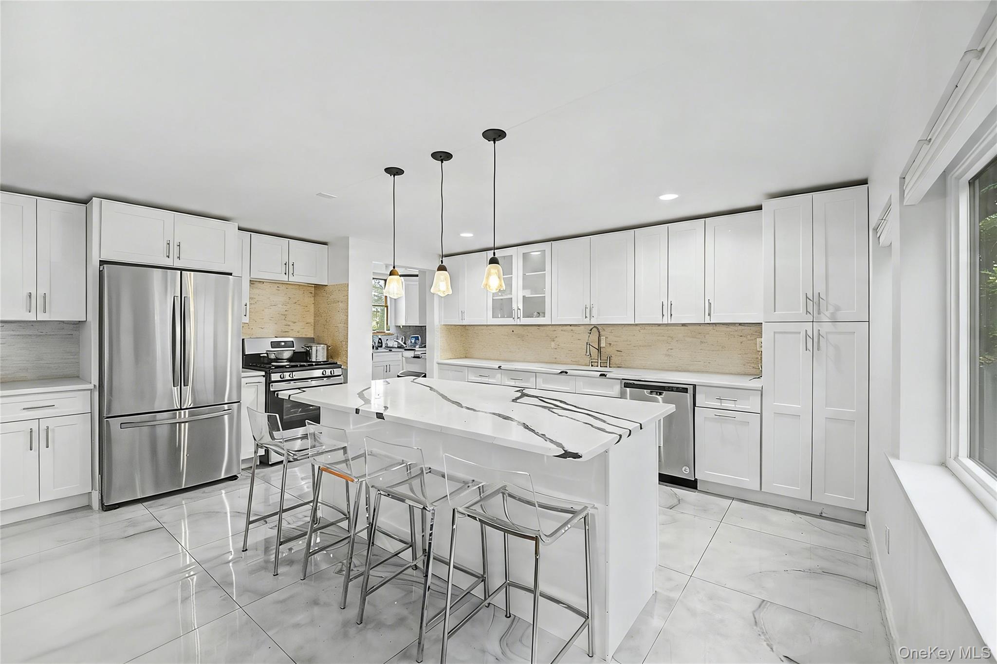 87 Susquehanna Avenue Property Photo 8