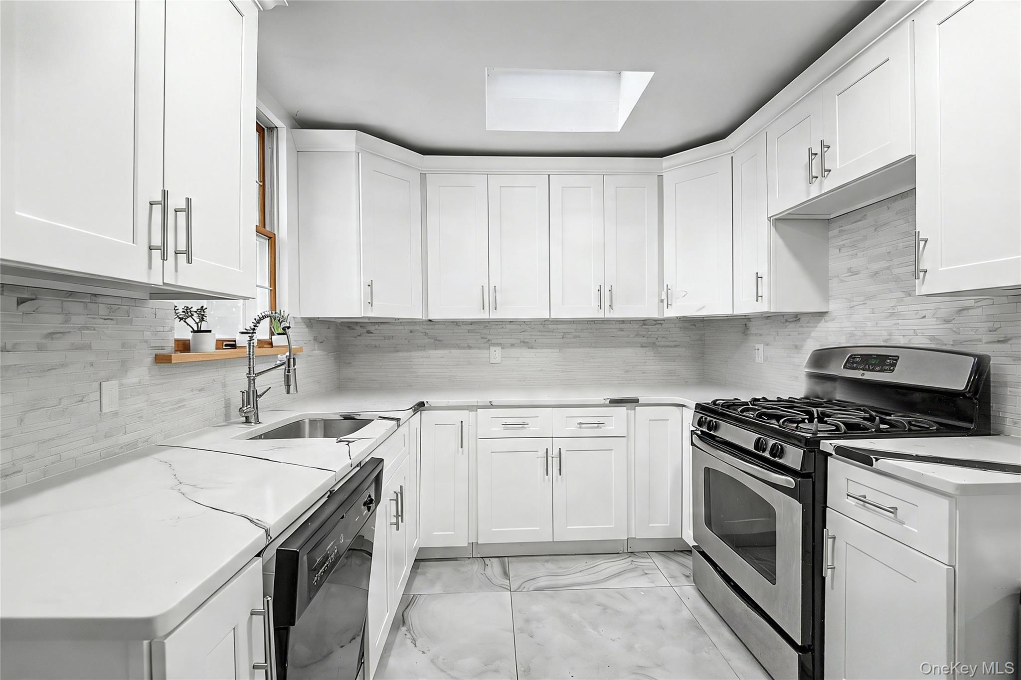 87 Susquehanna Avenue Property Photo 10