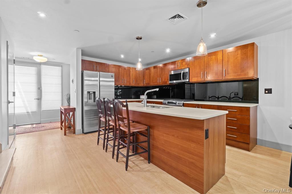 45 Main Street 3k Property Photo 7