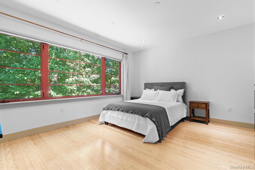 45 Main Street 3k Property Photo 19