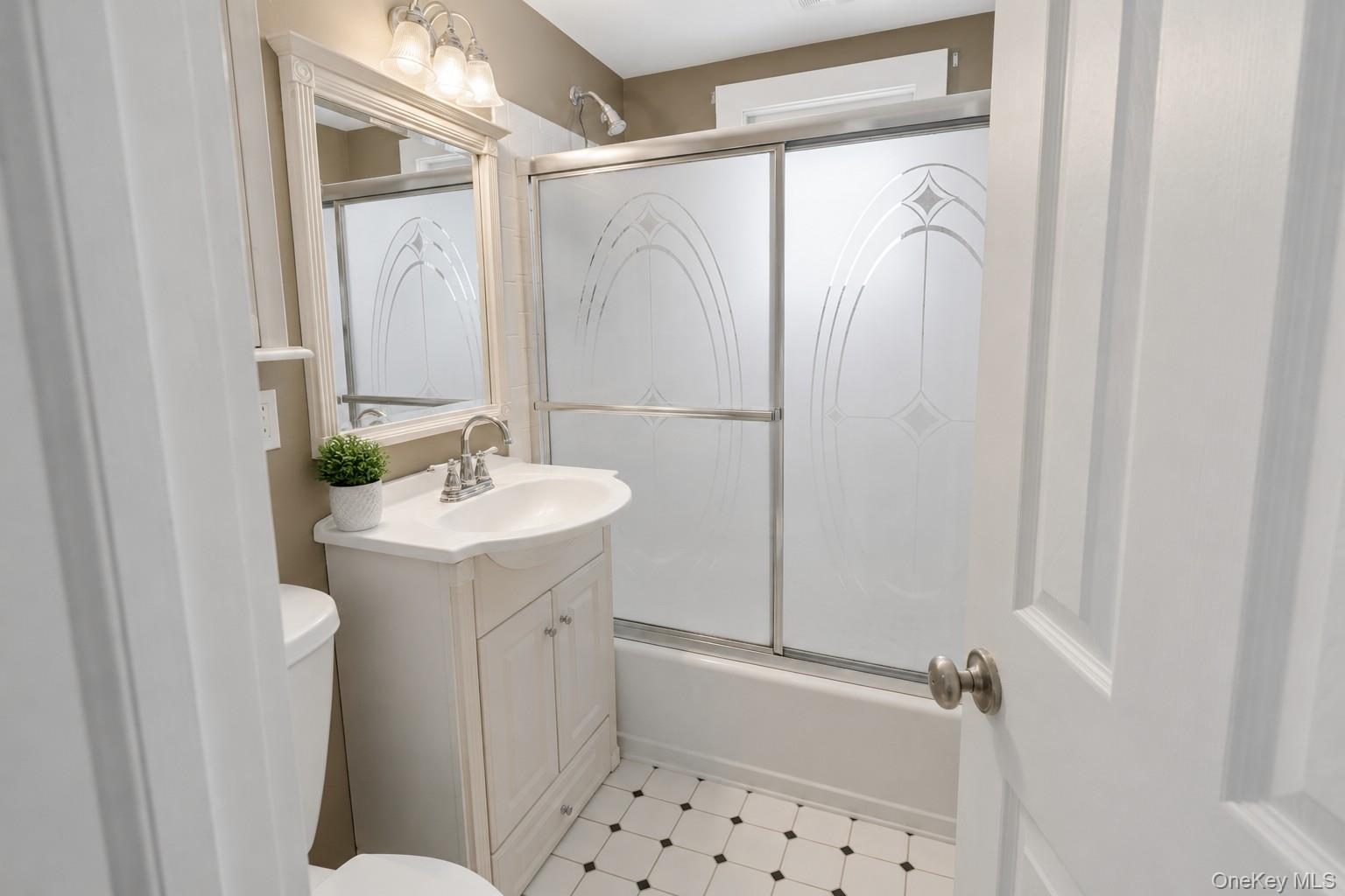 136 Bayview Avenue Property Photo 10
