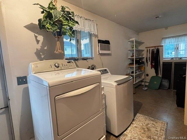 45 W Clearwater Road Property Photo 9
