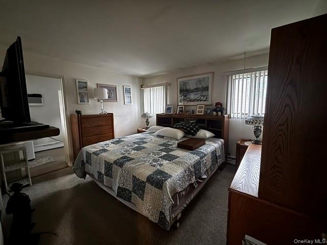 45 W Clearwater Road Property Photo 11