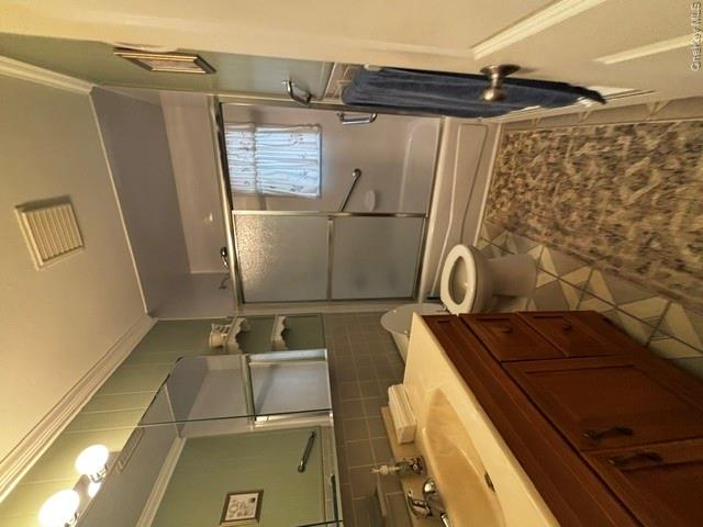 45 W Clearwater Road Property Photo 14