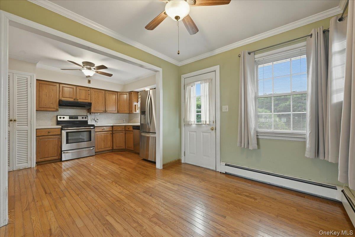 207 Sullivan Avenue Property Photo 6