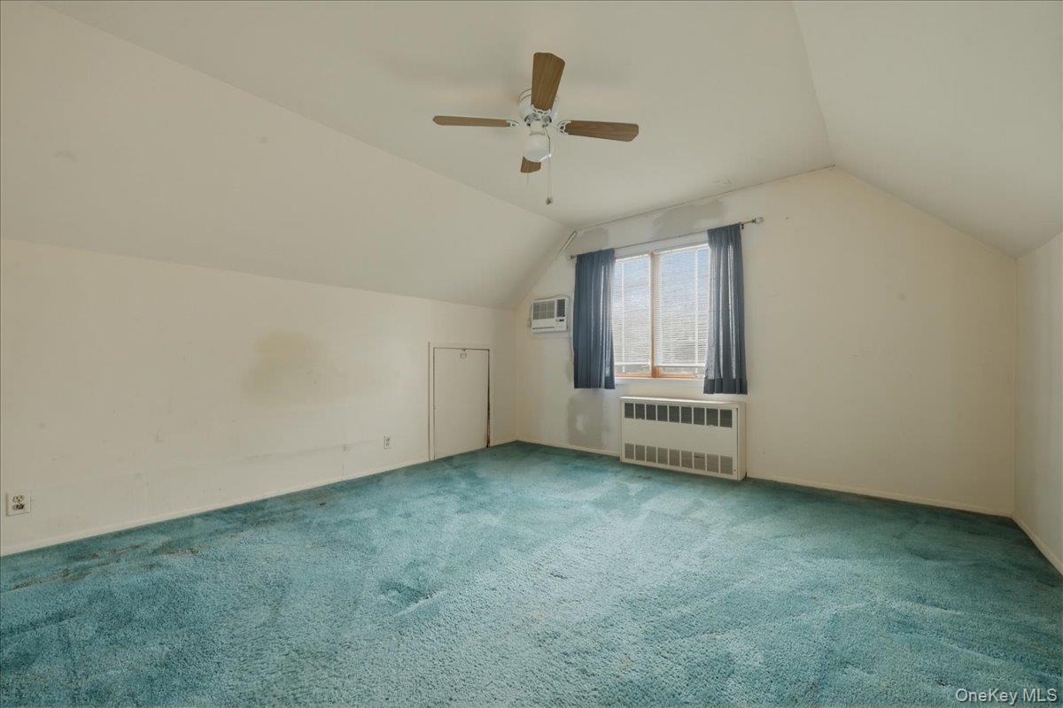 207 Sullivan Avenue Property Photo 18