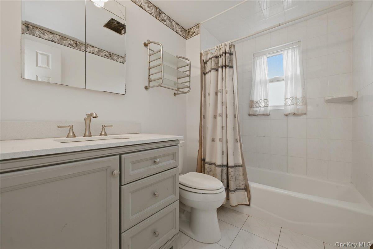 207 Sullivan Avenue Property Photo 20