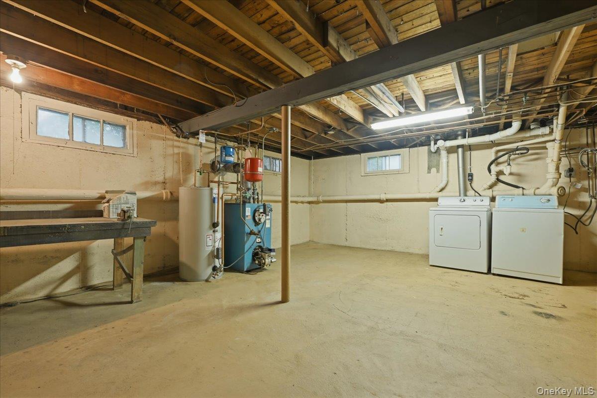 207 Sullivan Avenue Property Photo 26
