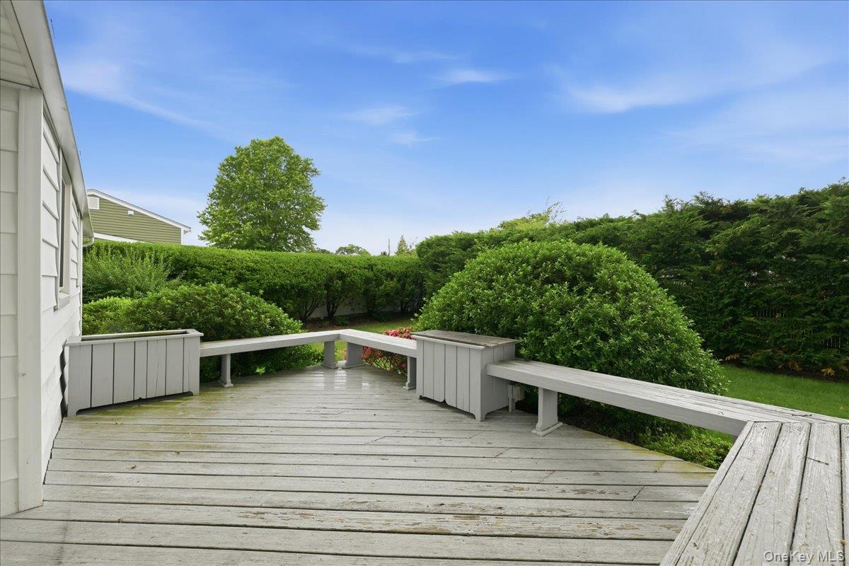 207 Sullivan Avenue Property Photo 27