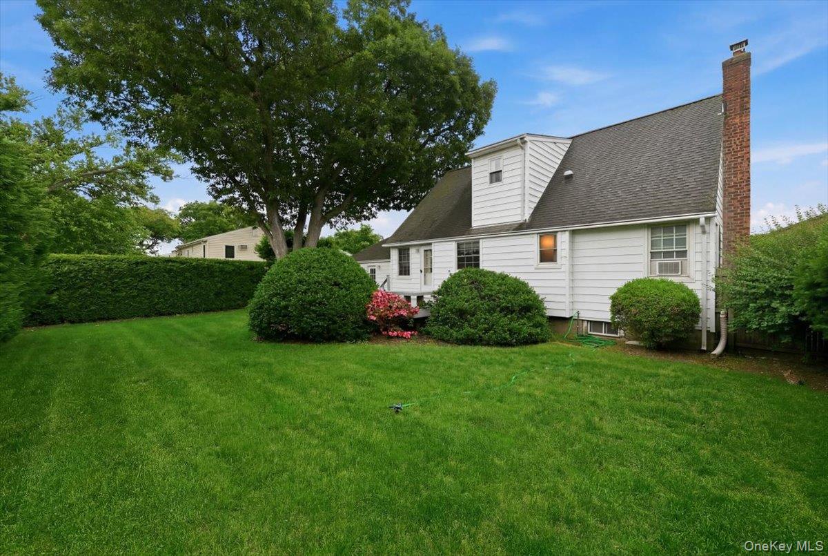 207 Sullivan Avenue Property Photo 33