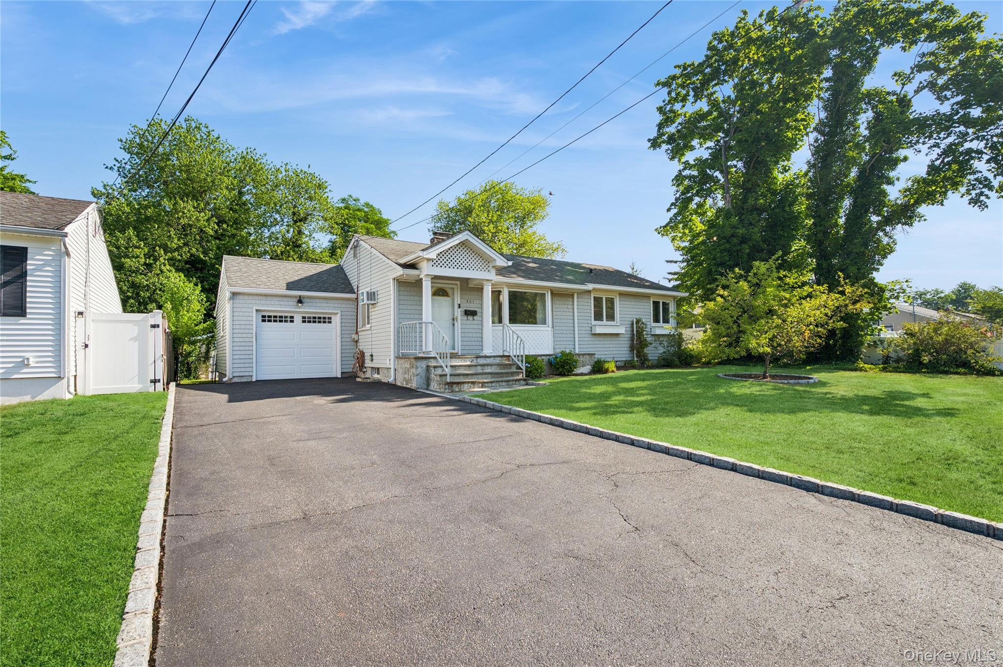 305 Glynn Street Property Photo 1