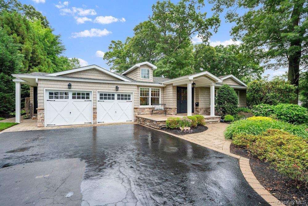 6 Colonial Gate Property Photo 2