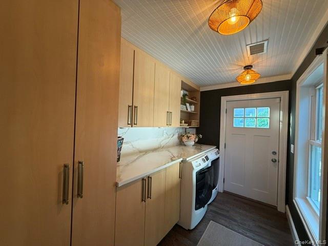 68 Jefferson Avenue Property Photo 7
