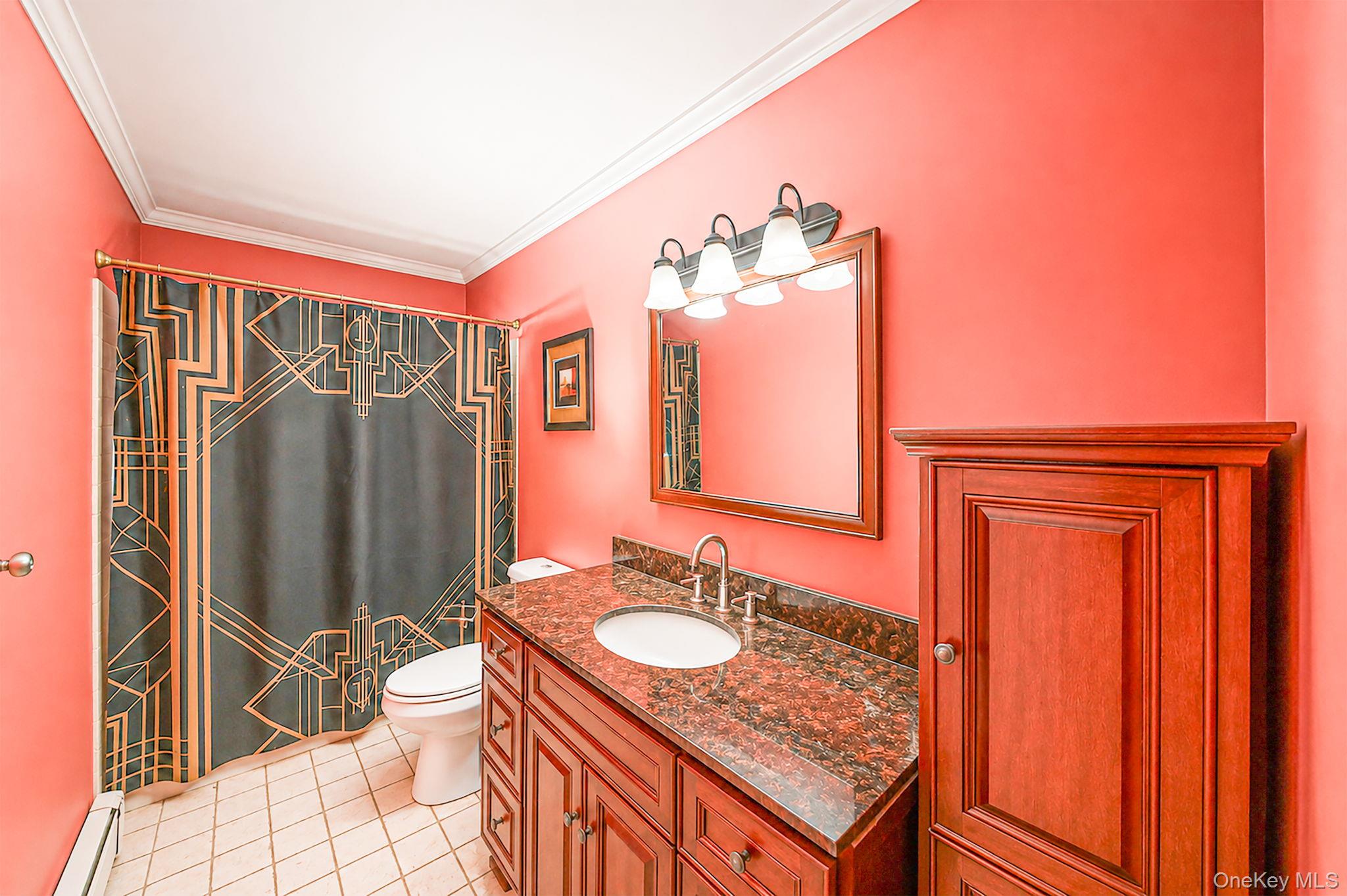 390 Blue Point Road Property Photo 12