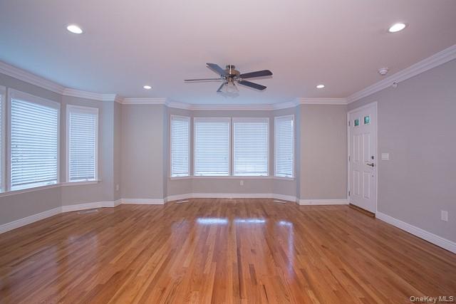 565 Merrick Road 208 Property Photo 3