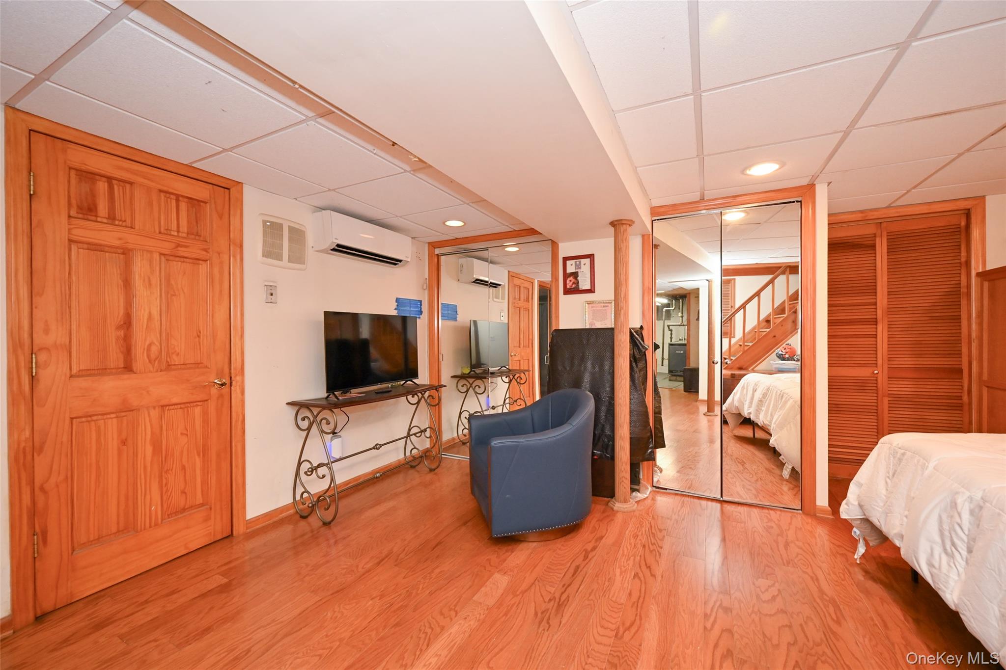 56-08 197th Street Property Photo 14