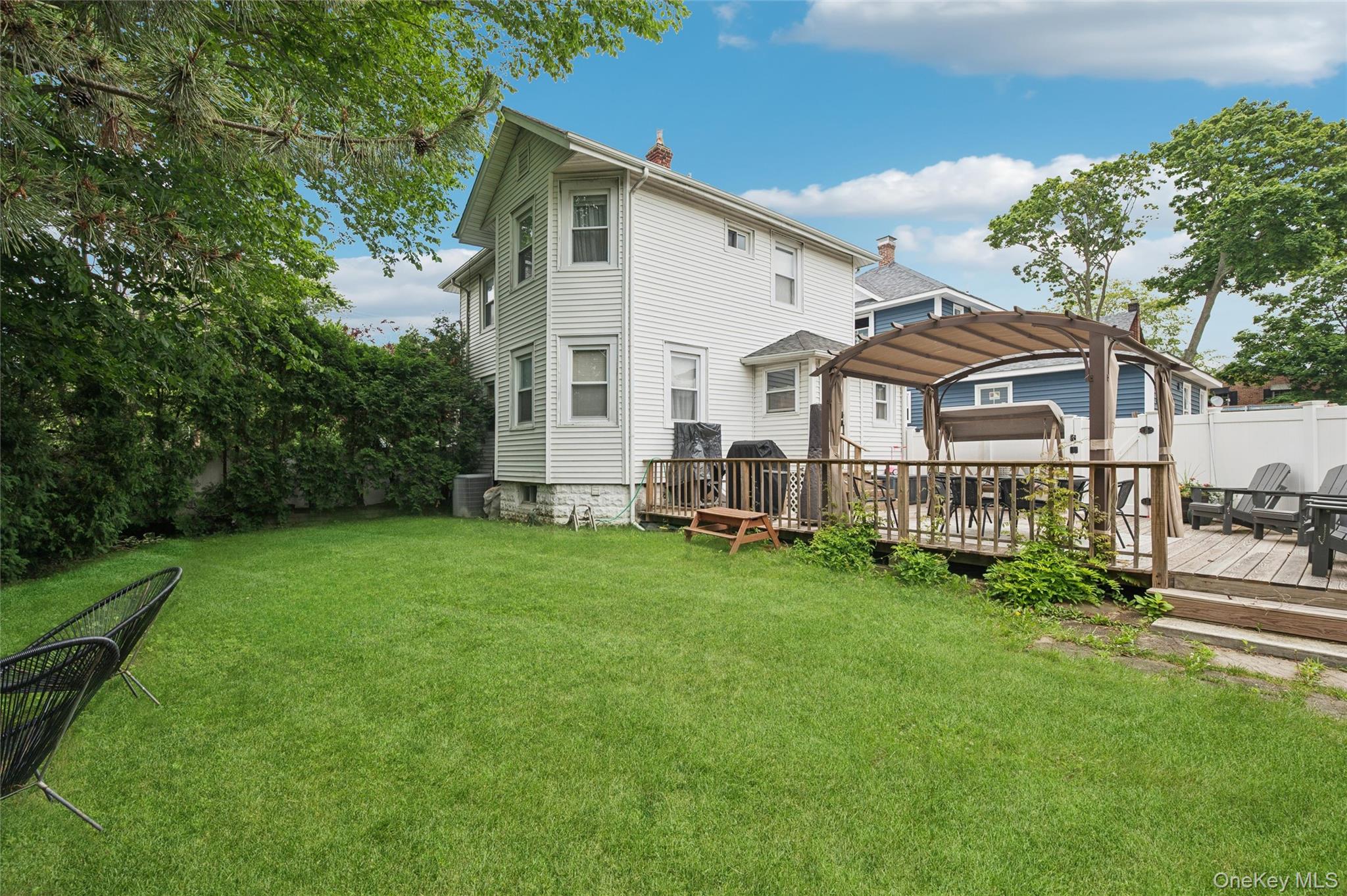104 Park Avenue Property Photo 18