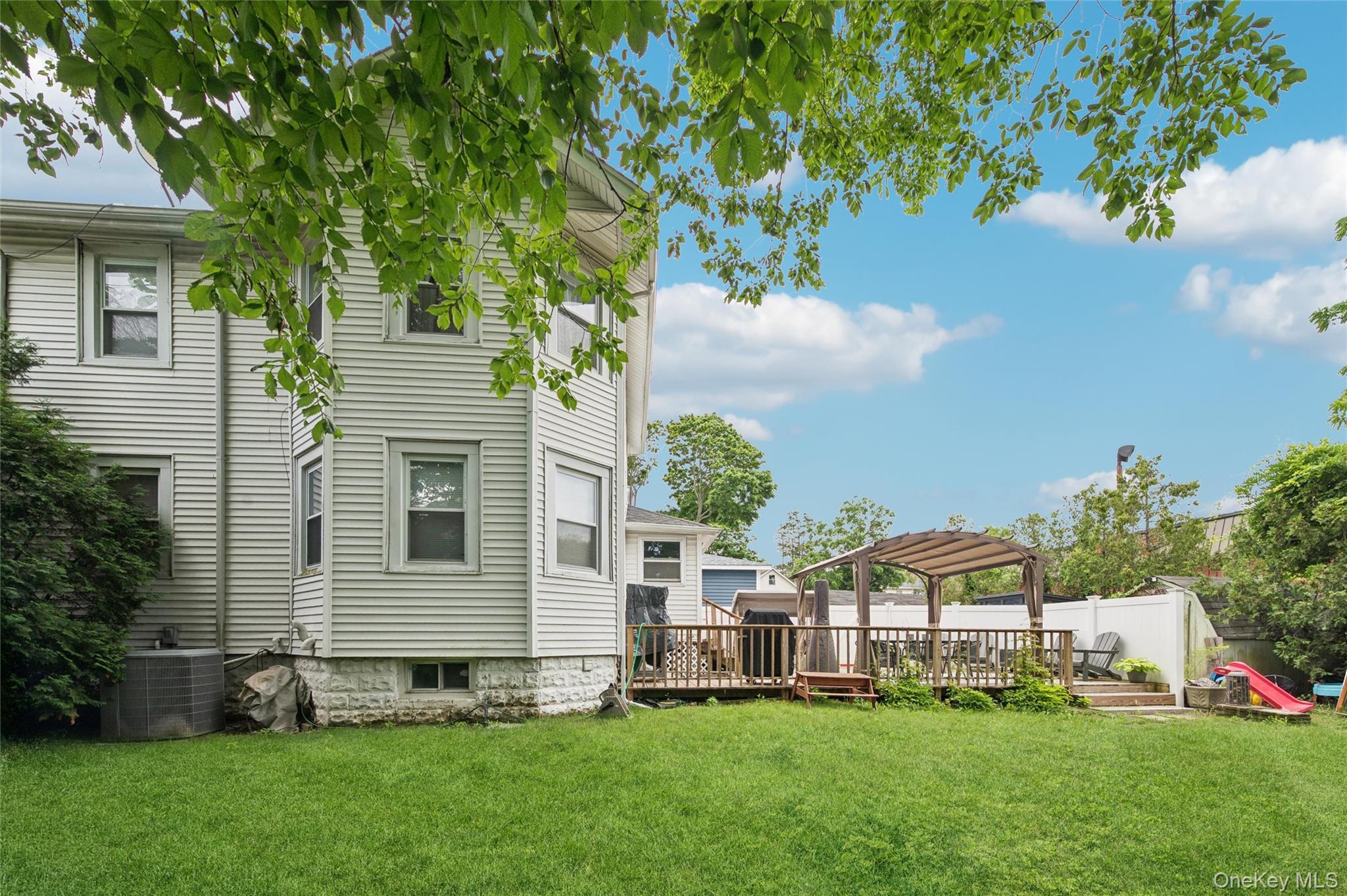 104 Park Avenue Property Photo 20