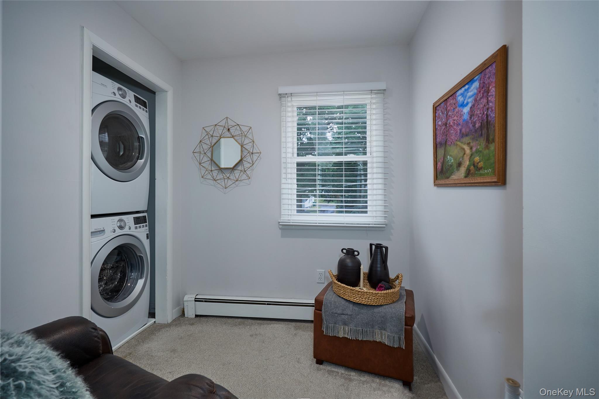 181 N Grand Avenue Property Photo 31