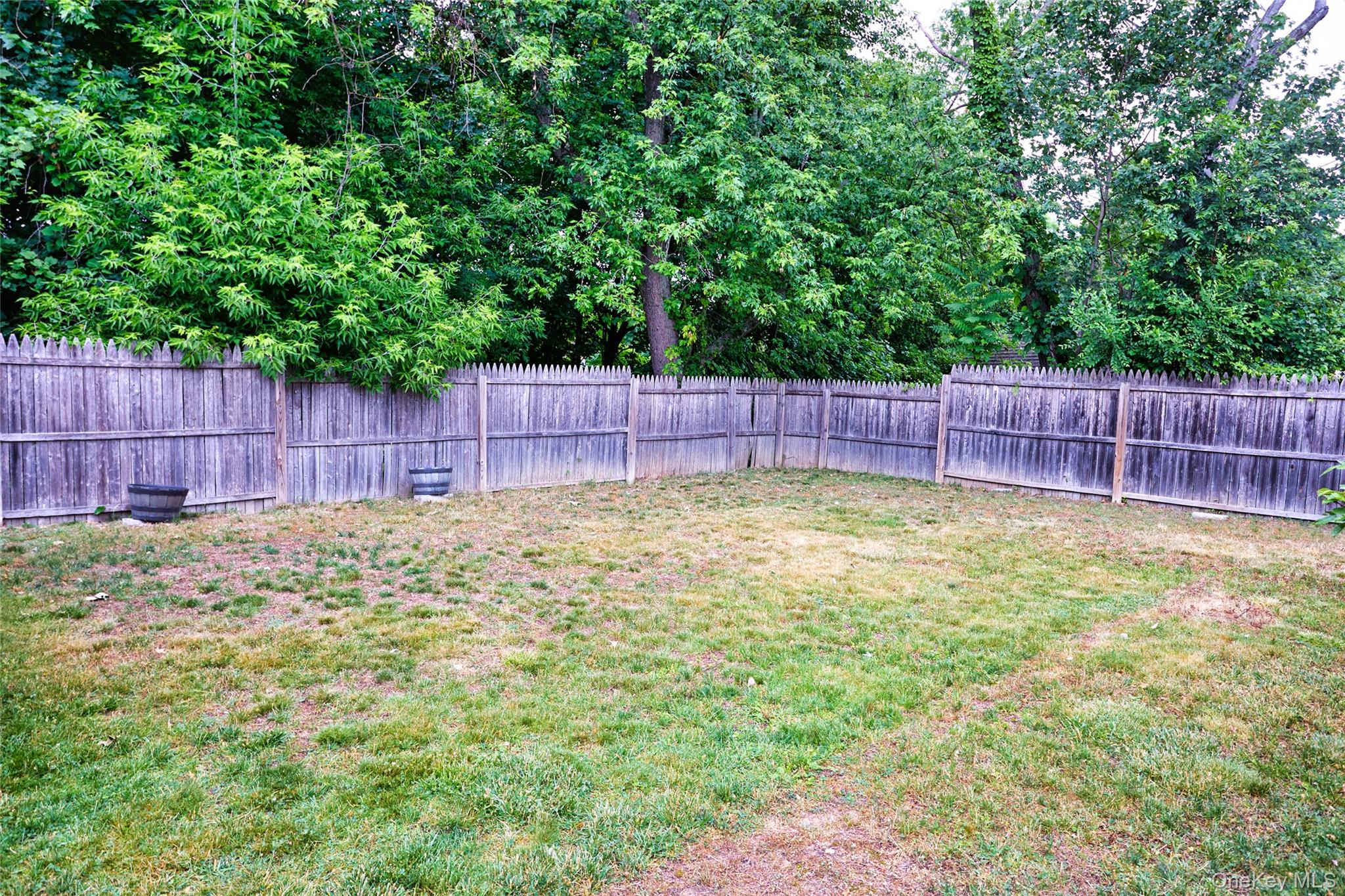 181 N Grand Avenue Property Photo 40