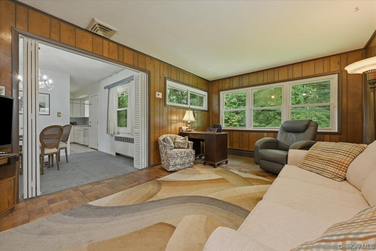 578 Richmond Road Property Photo 14