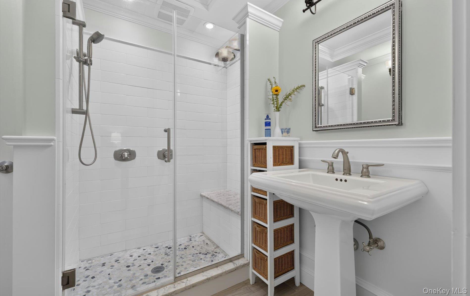 27 Longwood Drive Property Photo 23