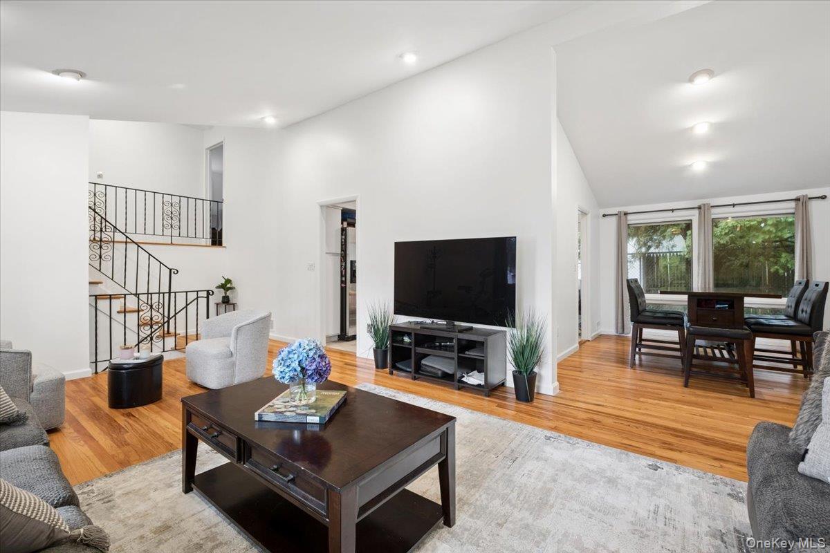 21 Tanglewood Road Property Photo 8