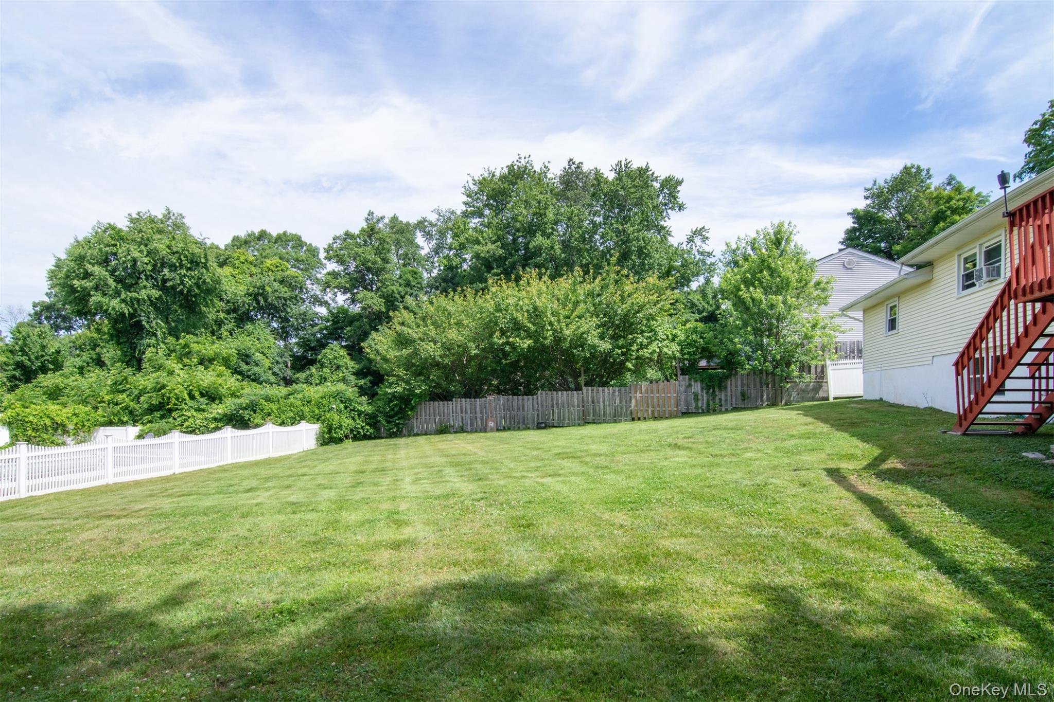 87 High View Drive Property Photo 5