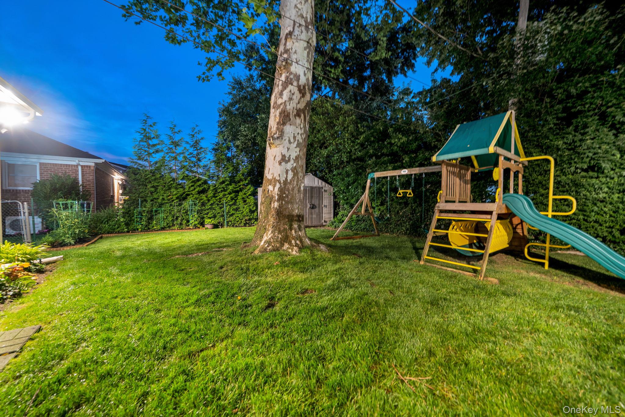 622 Harrison Avenue Property Photo 6