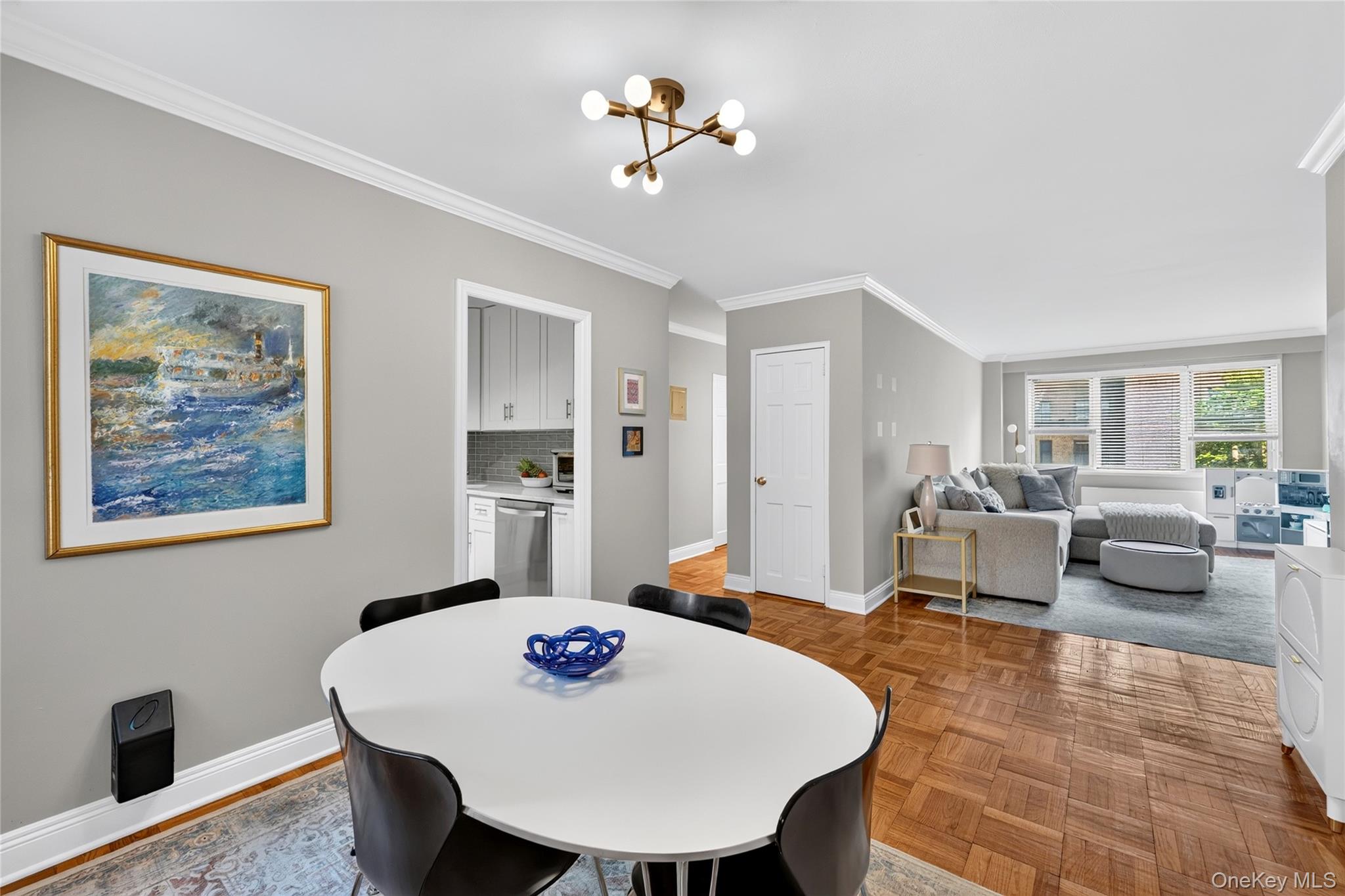 240 Garth Road 4h2 Property Photo 11