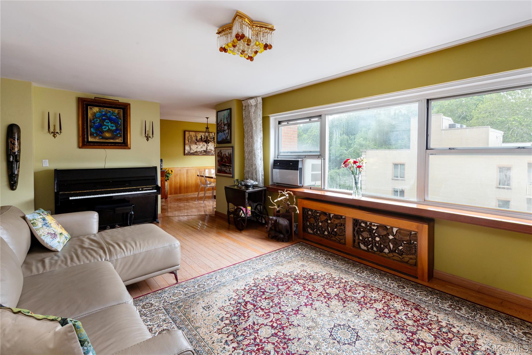3130 Irwin Avenue 8c Property Photo 3