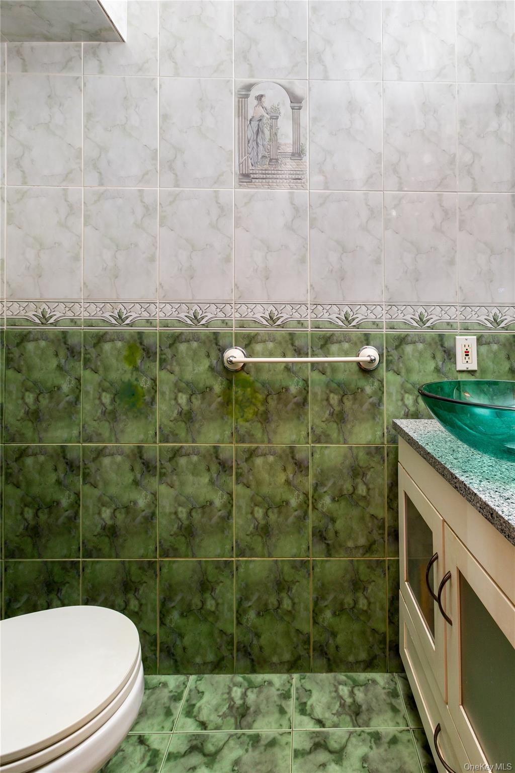 3130 Irwin Avenue 8c Property Photo 10