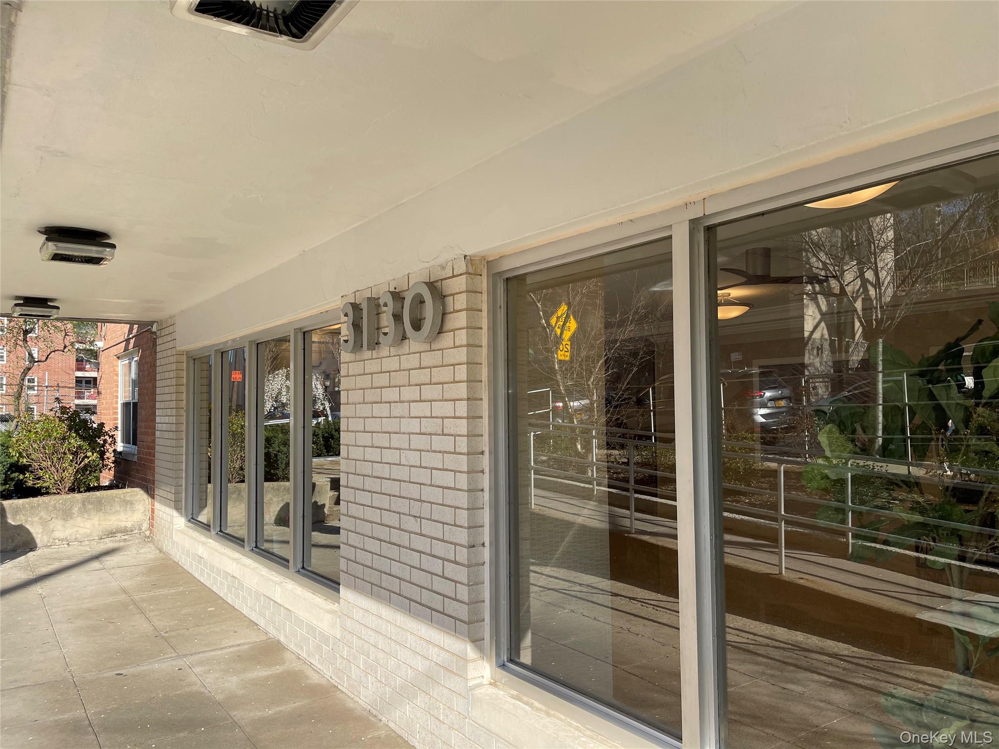 3130 Irwin Avenue 8c Property Photo 14