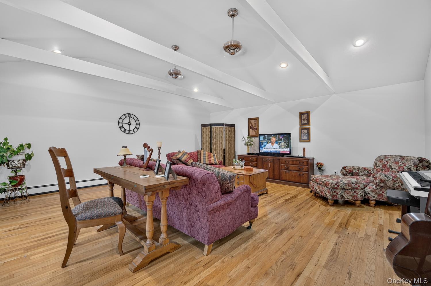 8 Tuscan Court Property Photo 2
