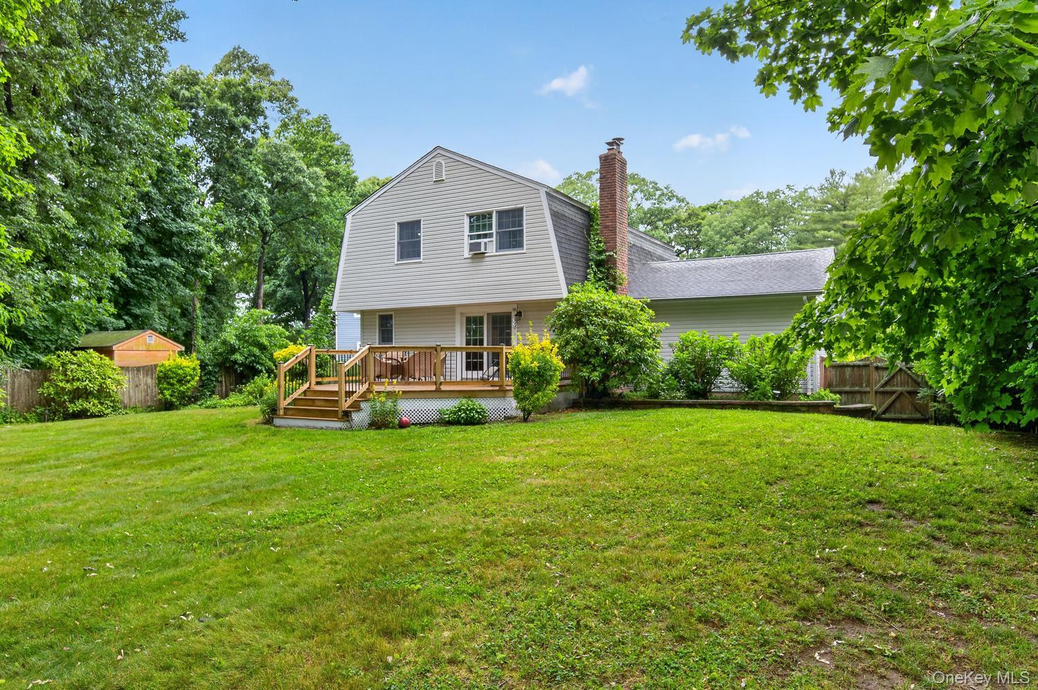 8 Tuscan Court Property Photo 13