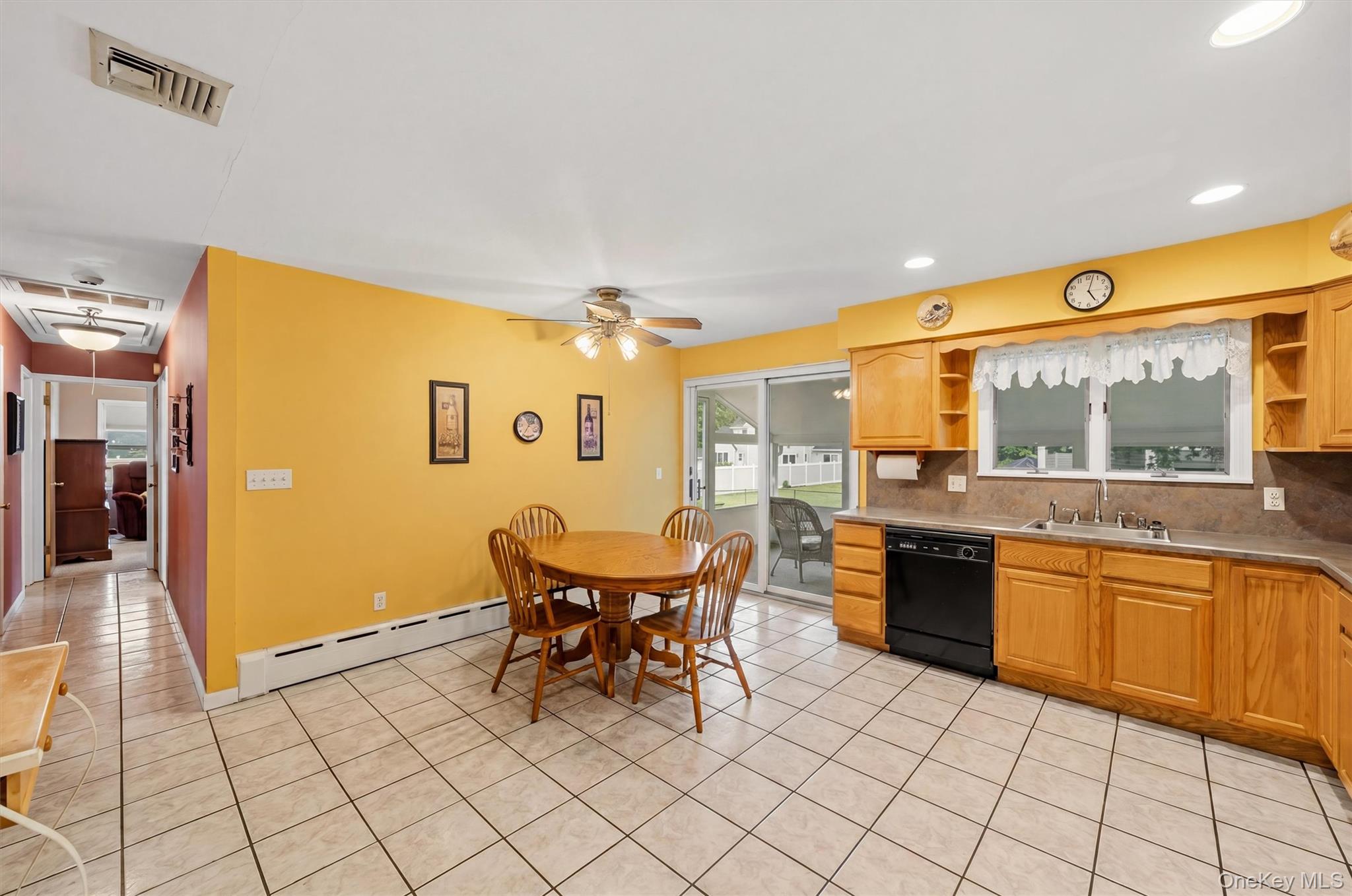 20 E Main Street Property Photo 12