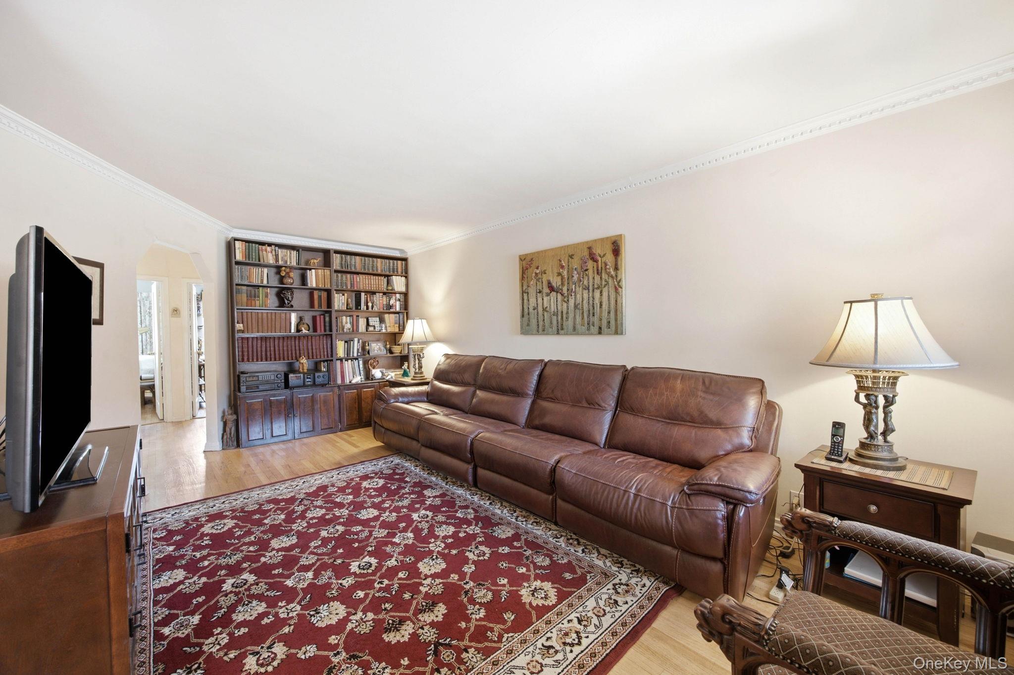 66-15 Gray Street Property Photo 5