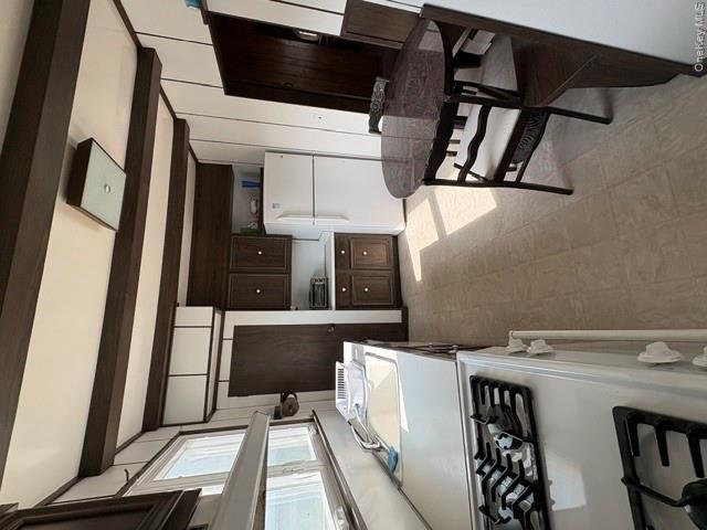 18 Howard Road Property Photo 7