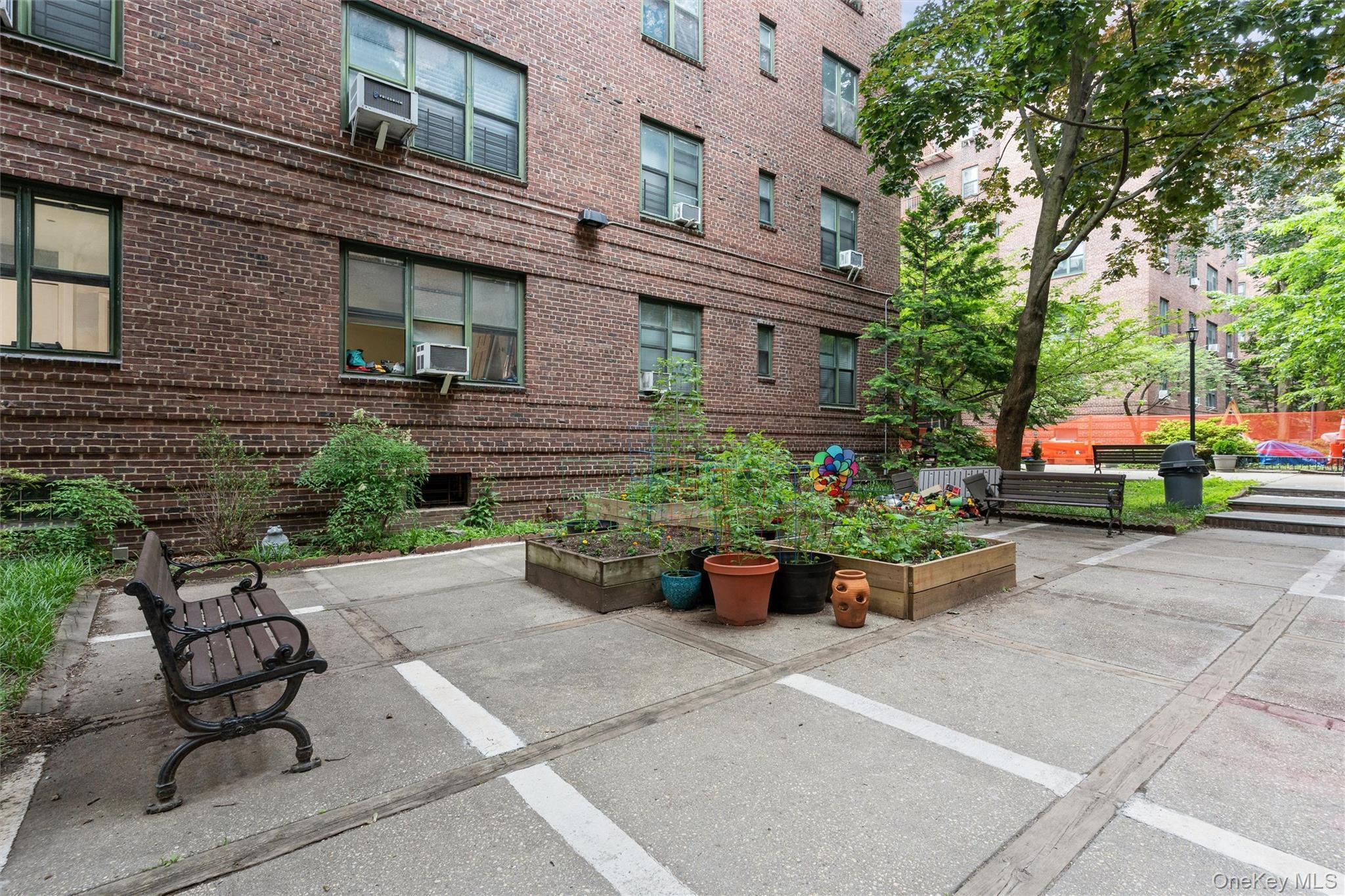 34-41 78th Street 6b Property Photo 16