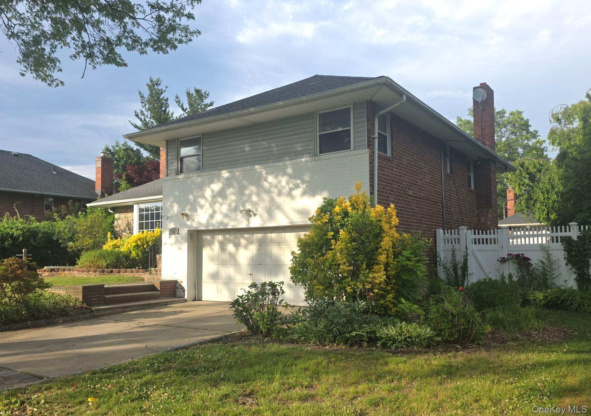 172 Evergreen Drive Property Photo 1