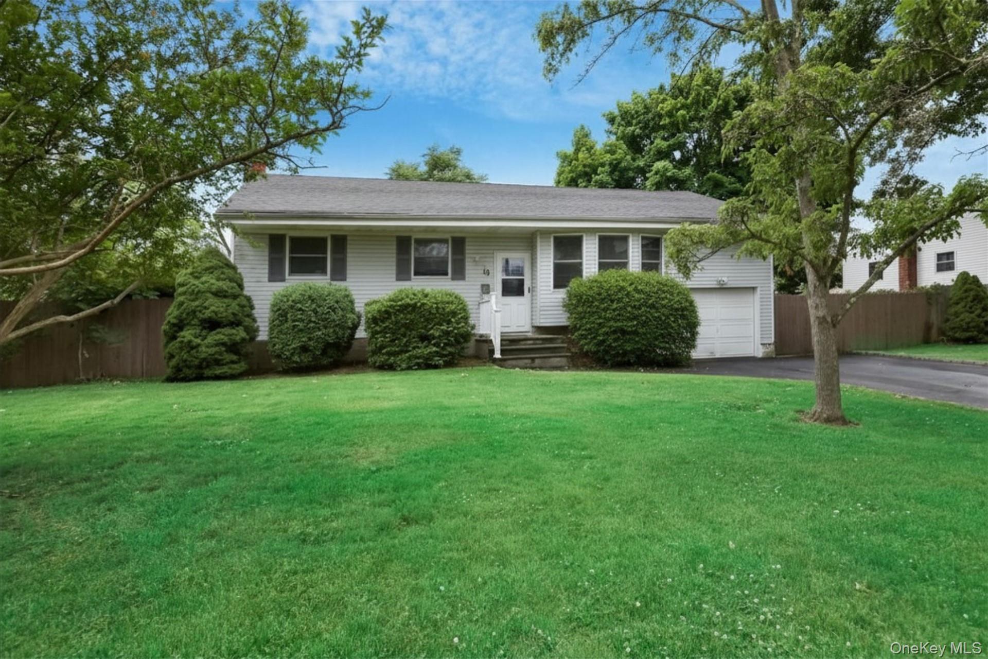 10 Brian Drive Property Photo 1