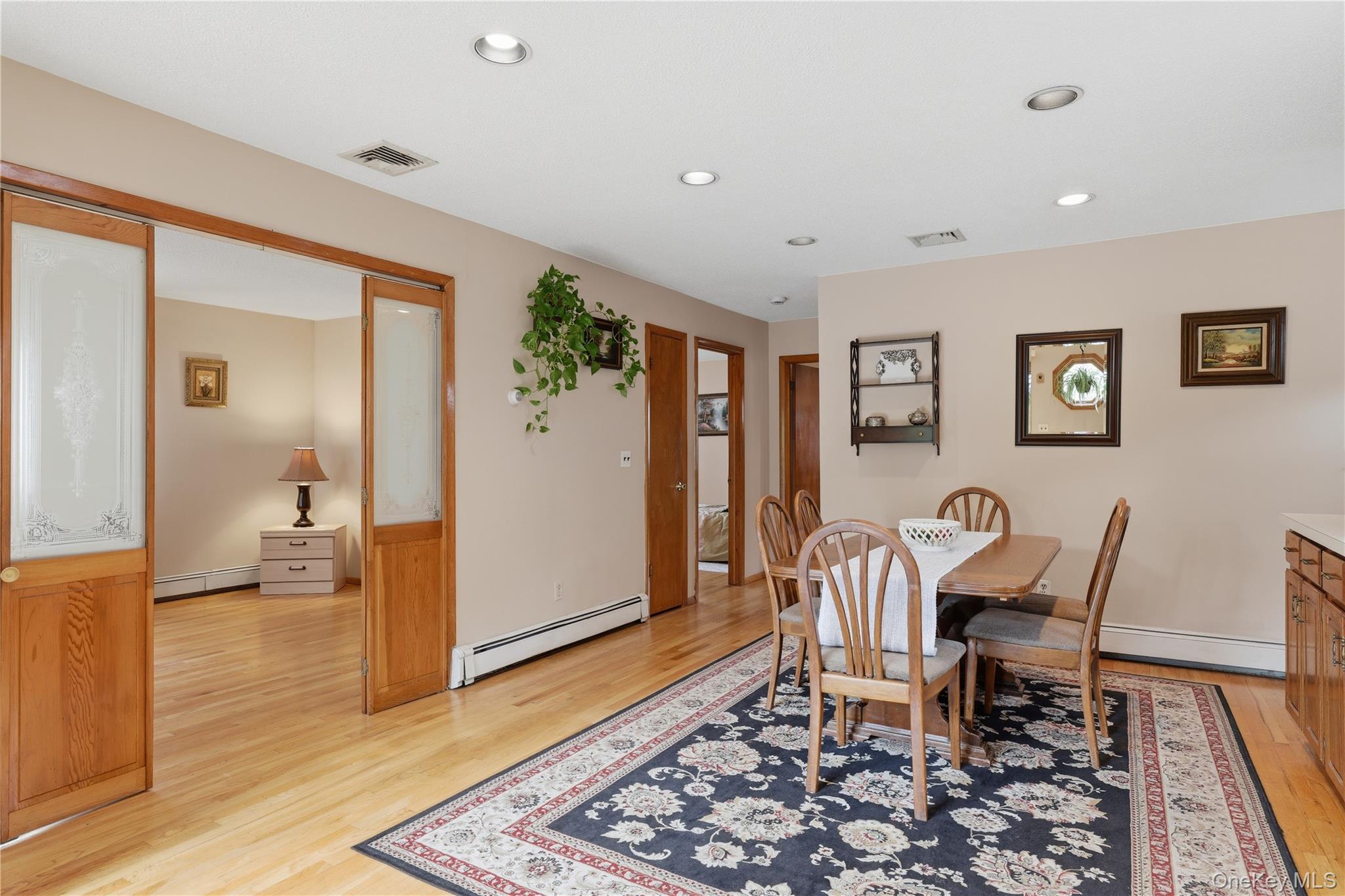 122 Irving Avenue Property Photo 11