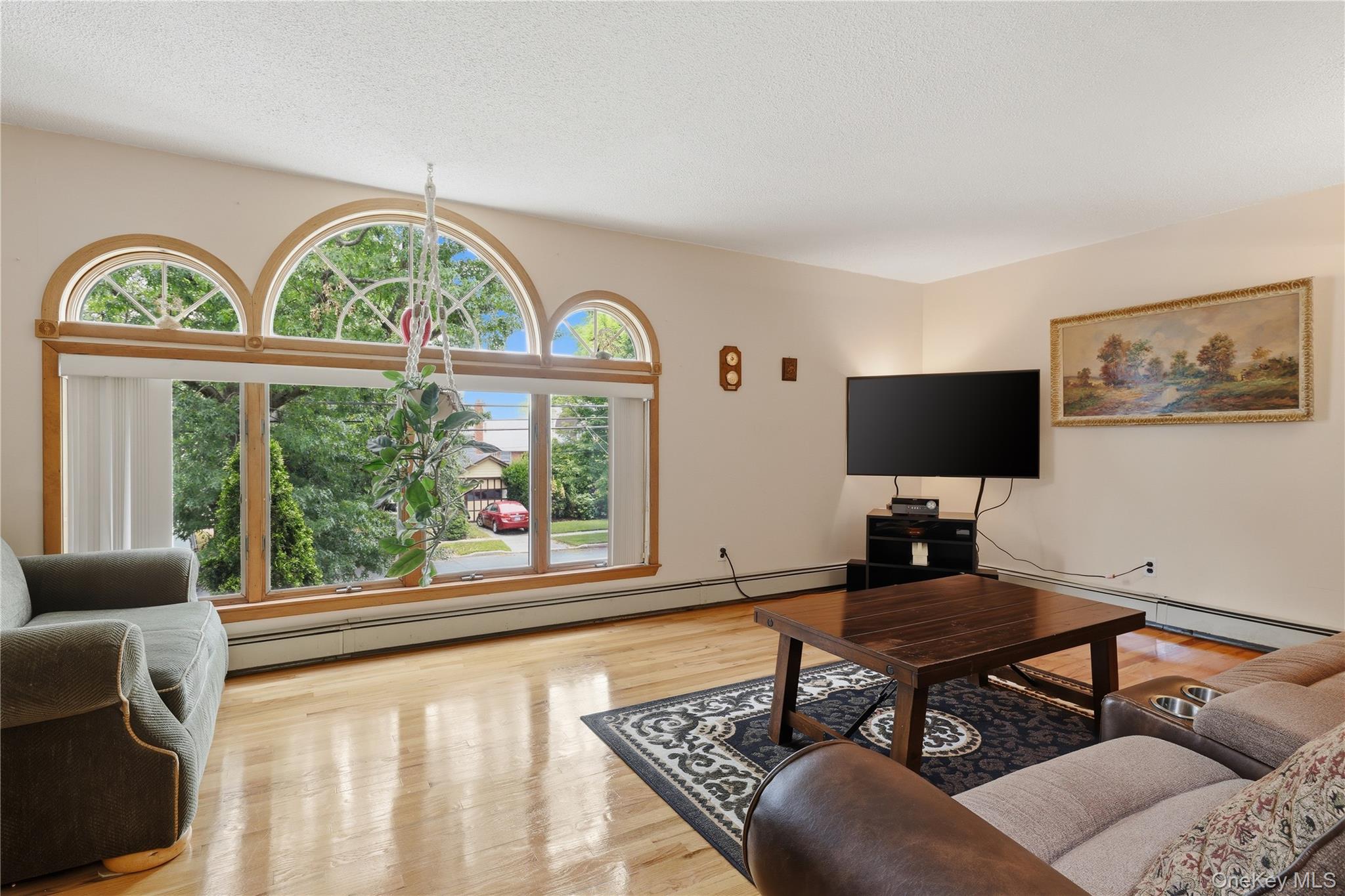 122 Irving Avenue Property Photo 16